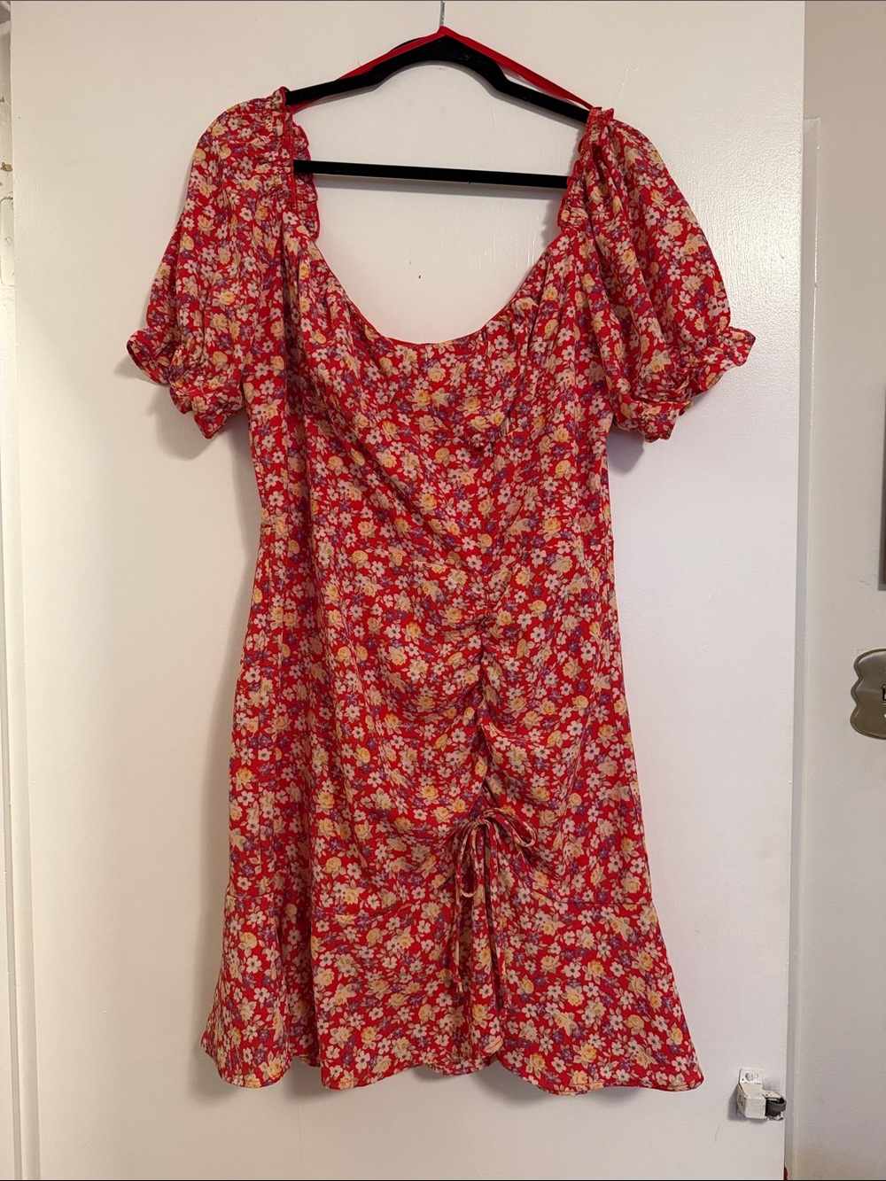 City Studio Red Floral Drawstring Puff-Sleeve Mini Dress